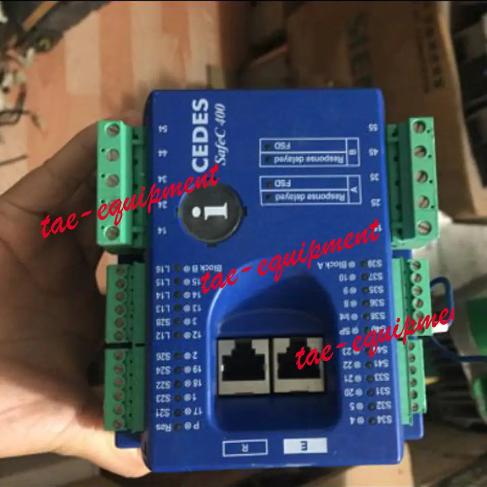 CEDES SafeC 400-8C 안전 컨트롤러 고품질