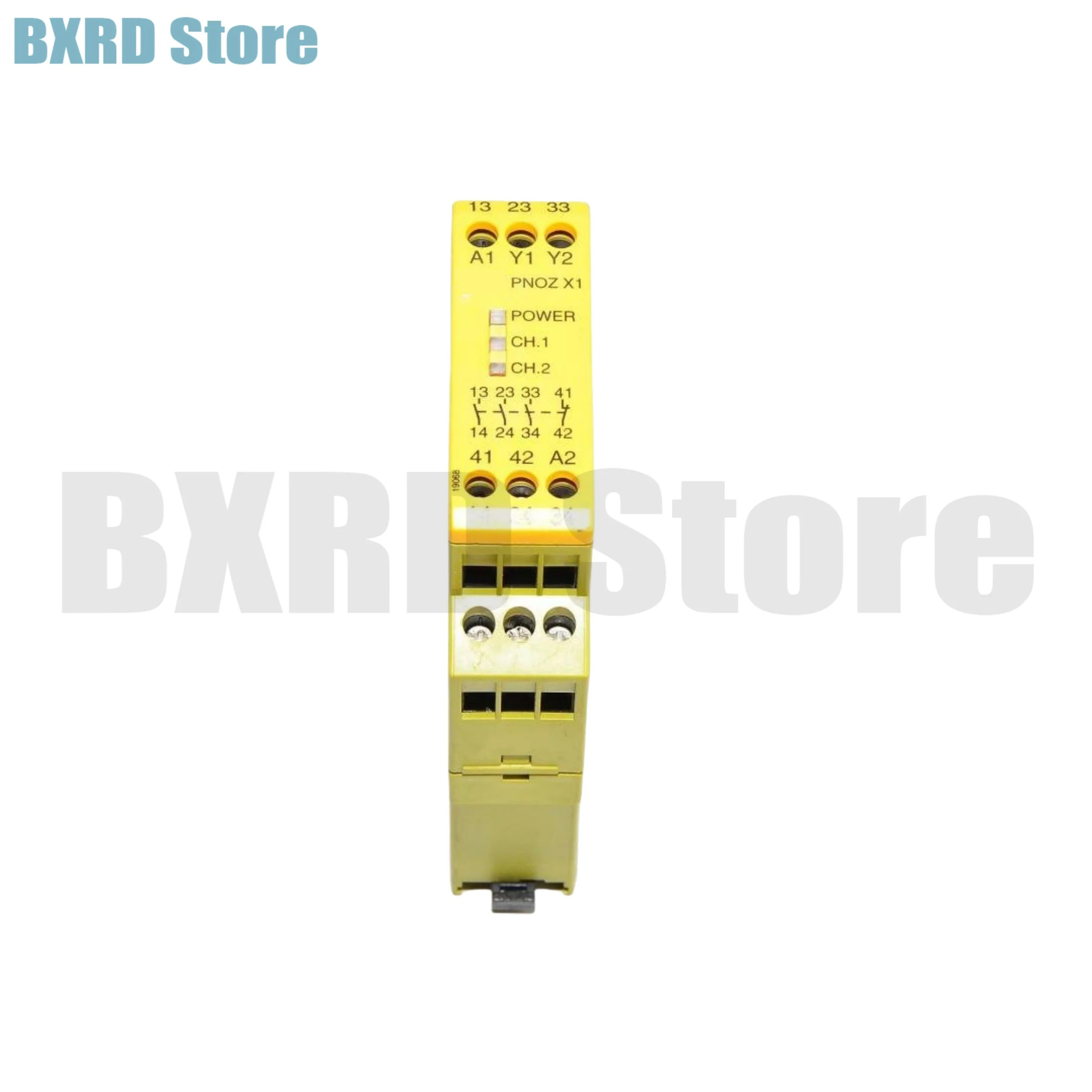 PNOZ X1 774300 안전 릴레이 신