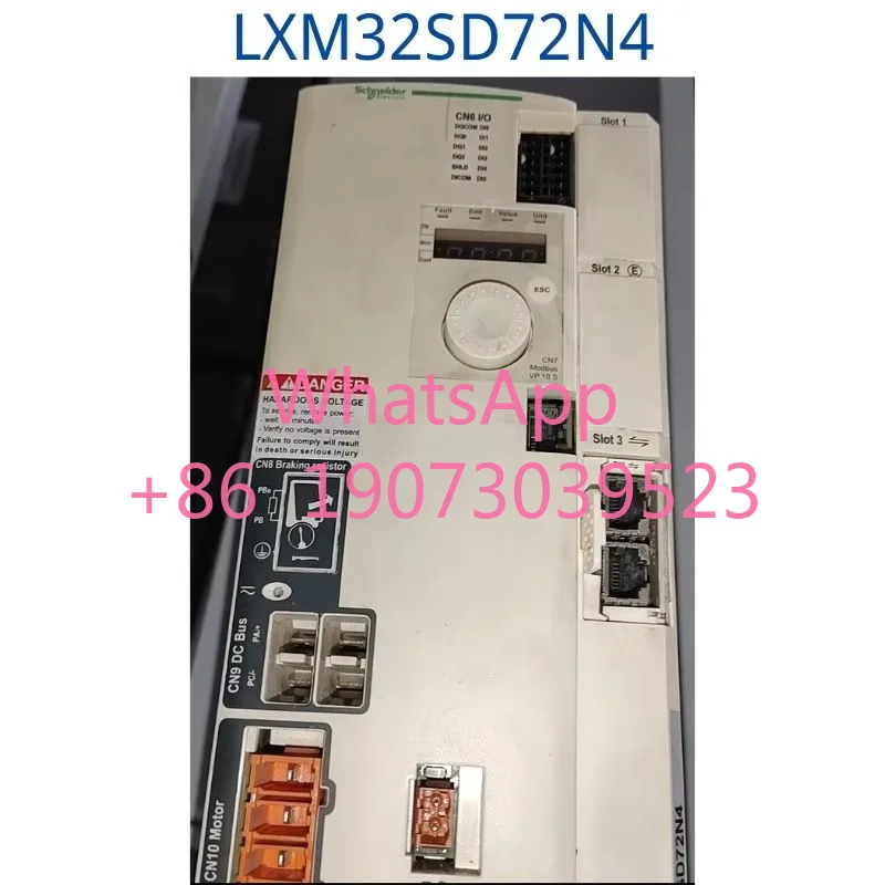 리퍼 드라이브 LXM32SD72N4기능이 리퍼되었으며 손상되지 않았습니다.