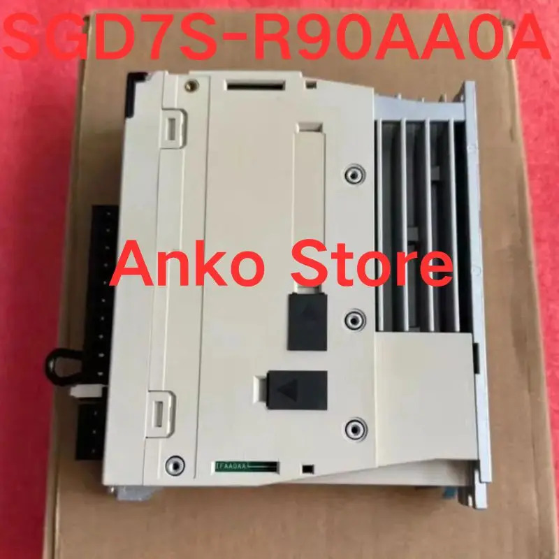 서보 드라이브 SGD7S-R90AA0A 신