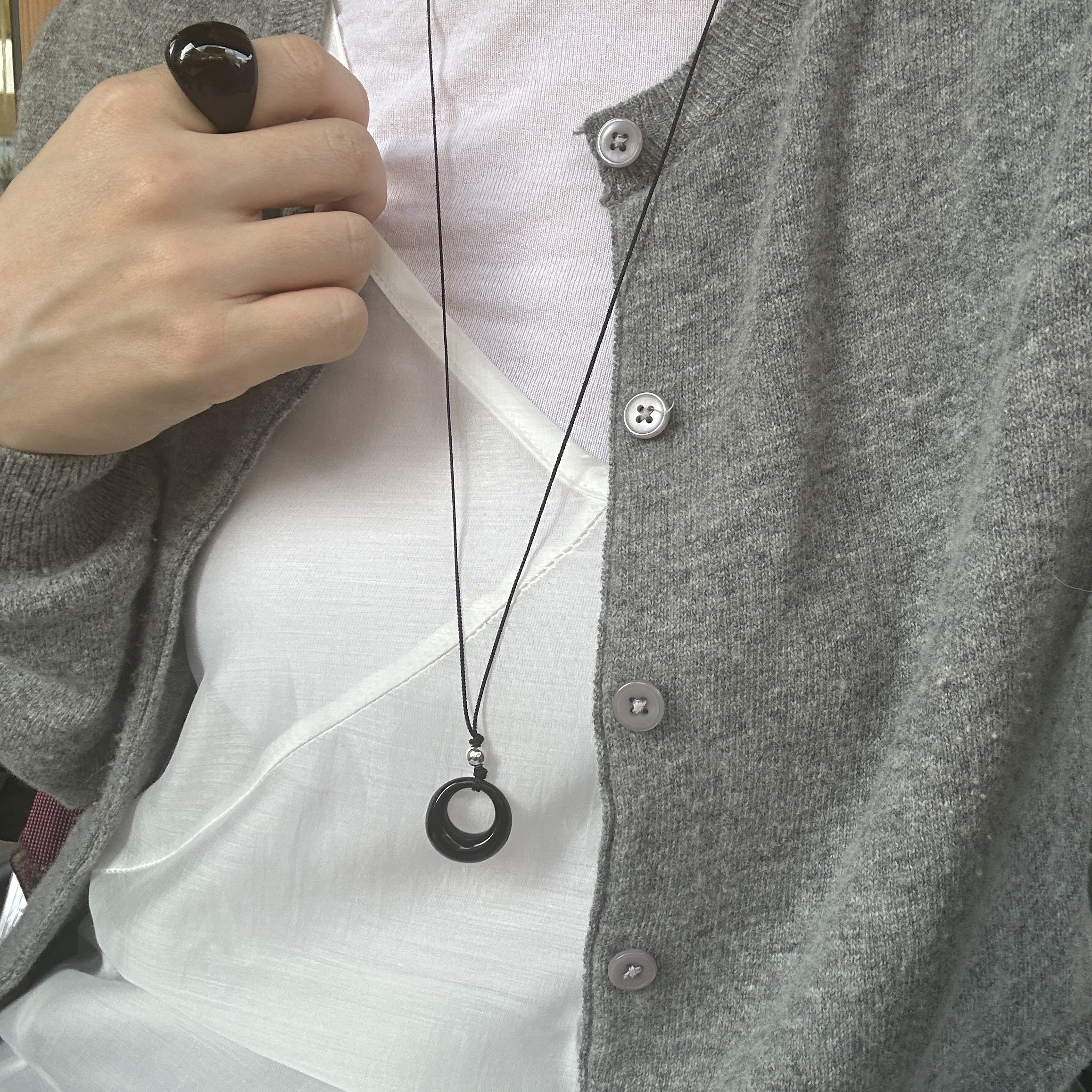 silver925 블랙 아크릴 포인트 은볼 80cm 롱 목걸이 길이조절 긴목걸이 이미지 7