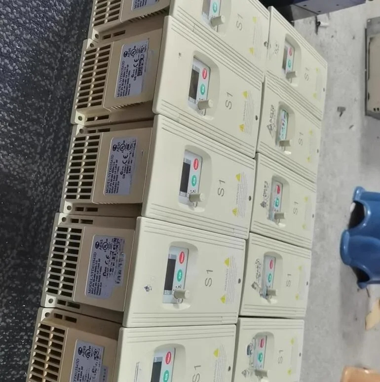 VFD015S43D 3개월 으로 잘 작동함 A