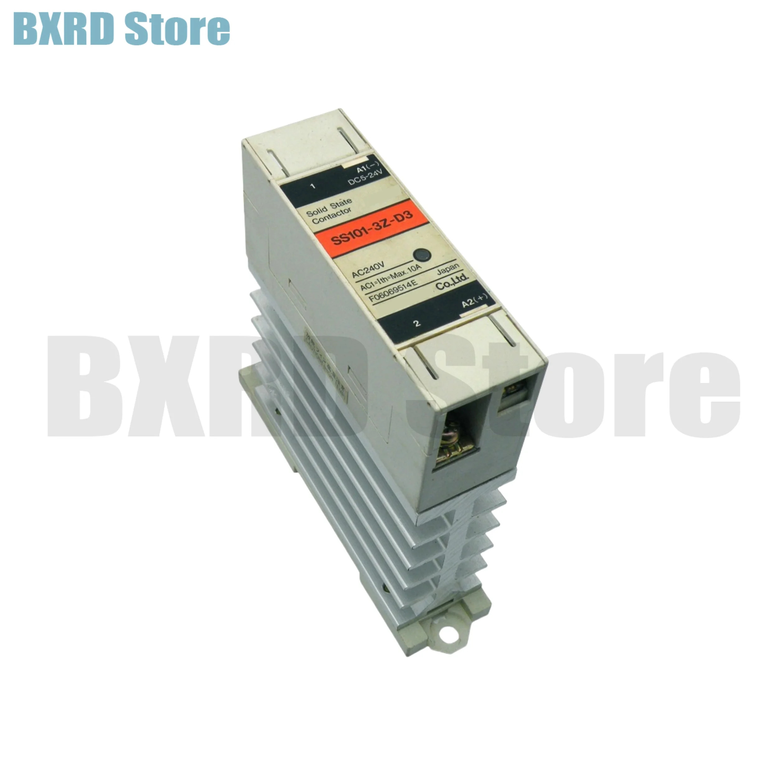 솔리드 스테이트 릴레이 오리지널 SS101-3Z-D3 10A 신