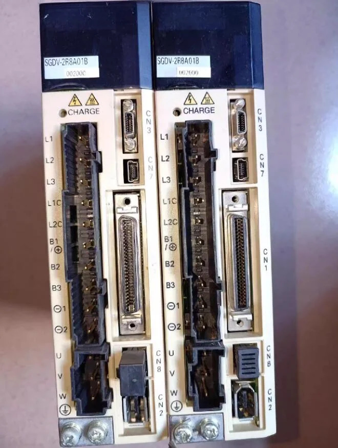 SGDV-2R8A01B 002000 3개월 으로 잘 작동함