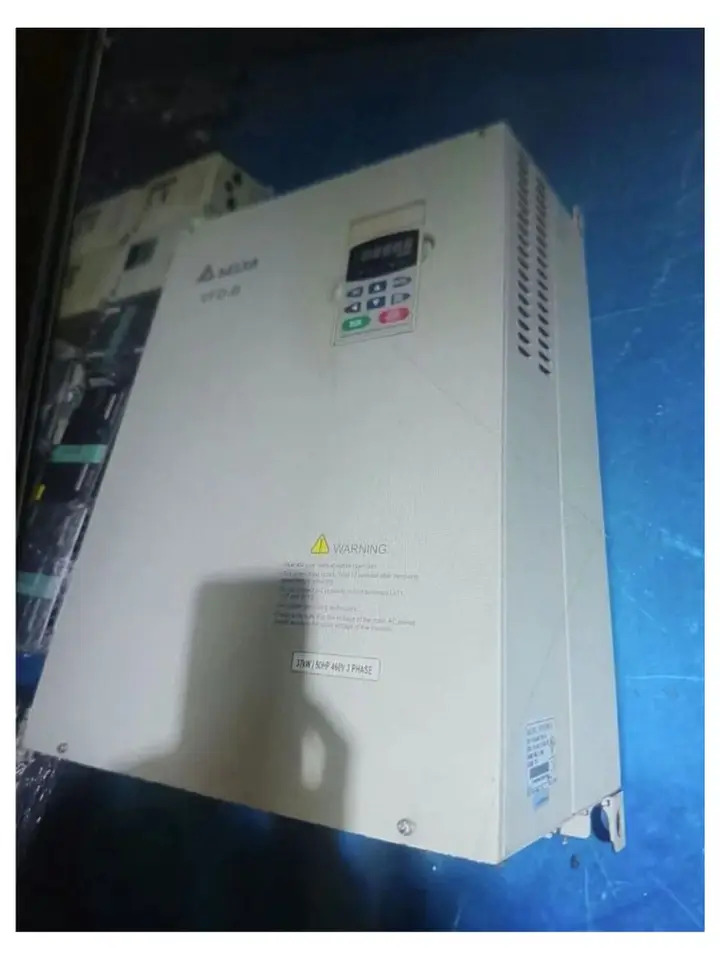 리퍼 VFD370B43A 인버터 완료