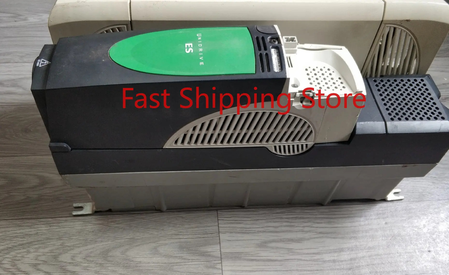3개월 으로작동 상태인버터 ES4401 30KW