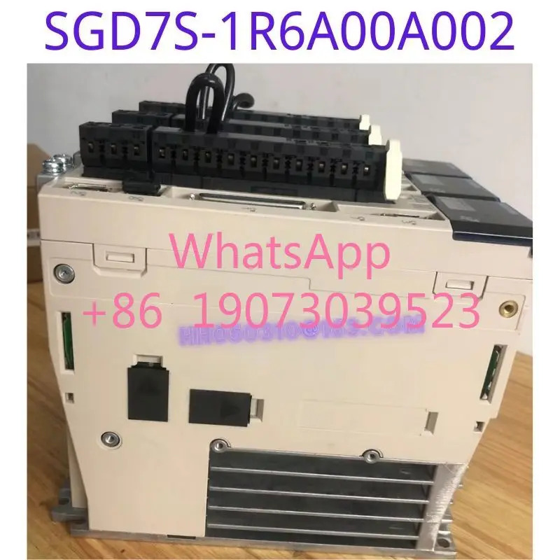 리퍼된 드라이버 SGD7S-1R6A00A002는 기능적으로 리퍼되었으며 외관이 손상되지 않았습니다.