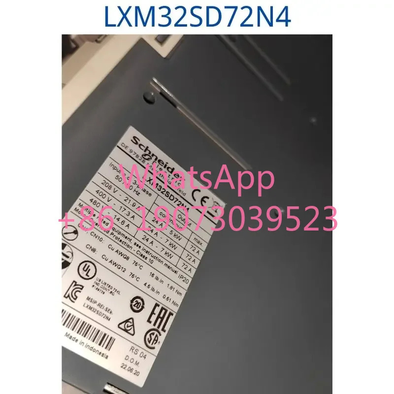 리퍼 드라이브 LXM32SD72N4기능이 리퍼되었으며 손상되지 않았습니다.