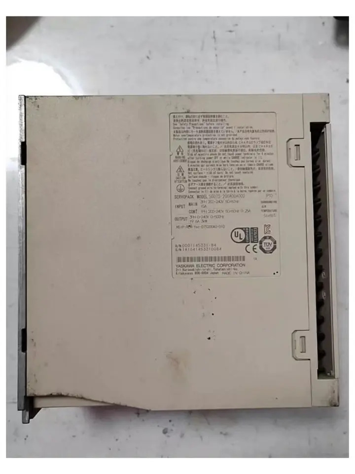 리퍼 SGD7S-200A00A002 서보 드라이버 완료