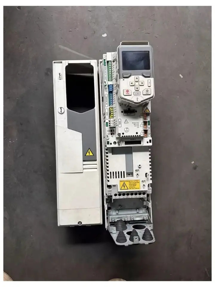 리퍼 ACS580-01-018A-4 인버터 완료