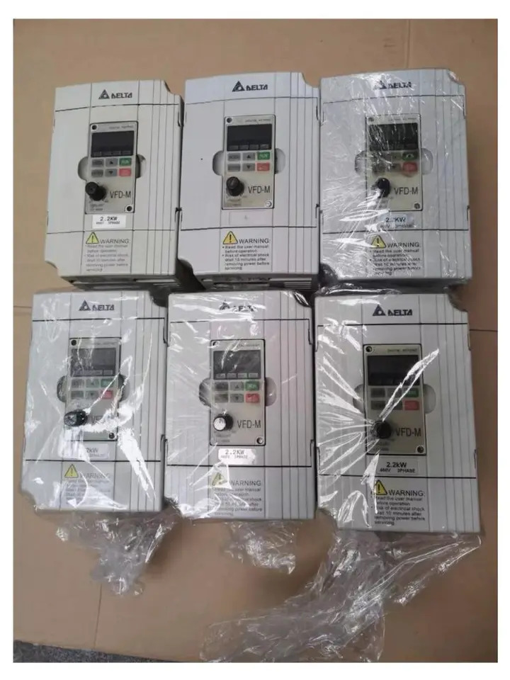 리퍼 완료 주파수 변환기 VFD015M43B 신