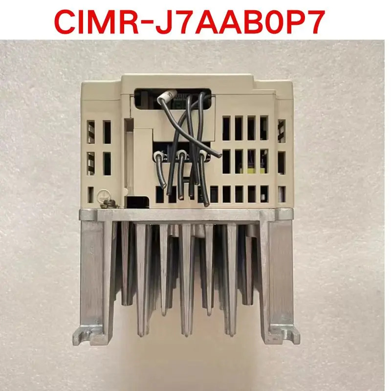 리퍼 OK 인버터 CIMR-J7AAB0P7