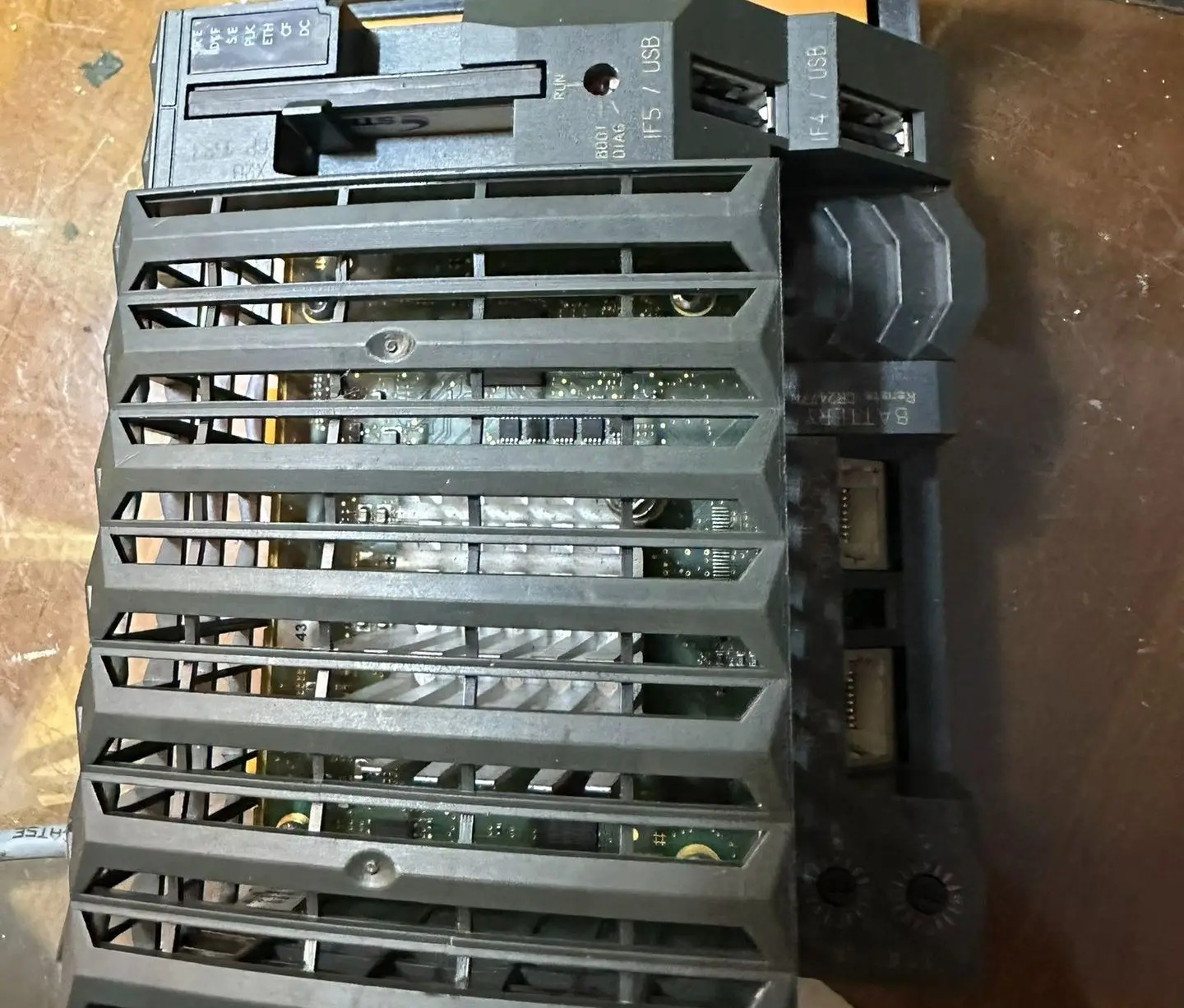 X20 CP1583 3개월 으로 잘 작동