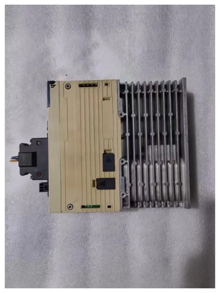 리퍼 SGDV-5R5A11A002000 서보 드라이버 완료