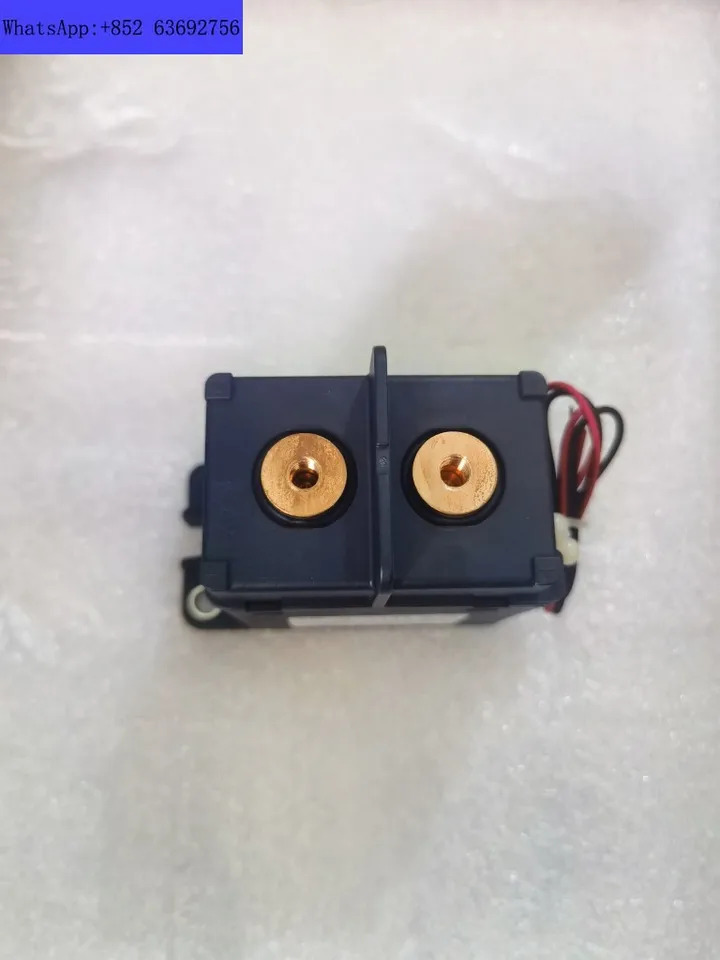 에너지 고전압 DC 접촉기 HFE82V-250 750-12-HL5 코일 12V 접점 250A