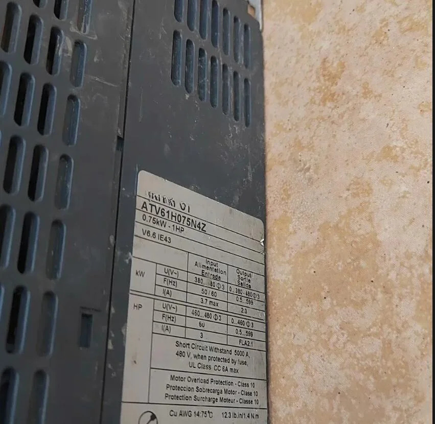 ATV61H075N4Z 3개월 으로 잘 작동
