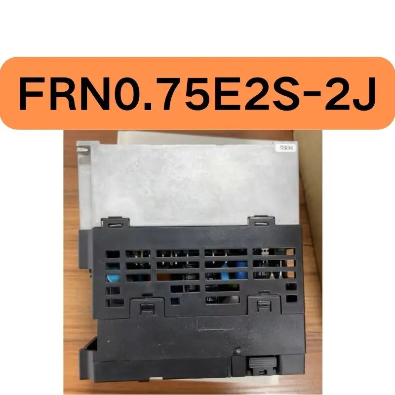 리퍼 FRN0.75E2S-2J 인버터 완료 정상 기능 0.75KW