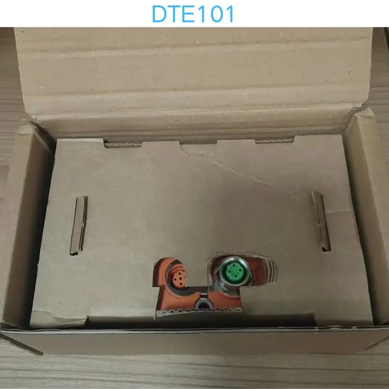 컨트롤러 DTE101