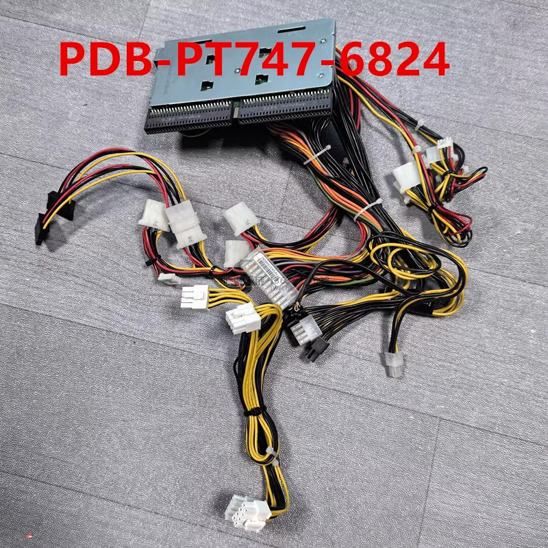 리퍼 오리지널 전원공급장치 슈퍼마이크로 7049GP-TRT PDB-PT747-6824 새 것처럼 작동