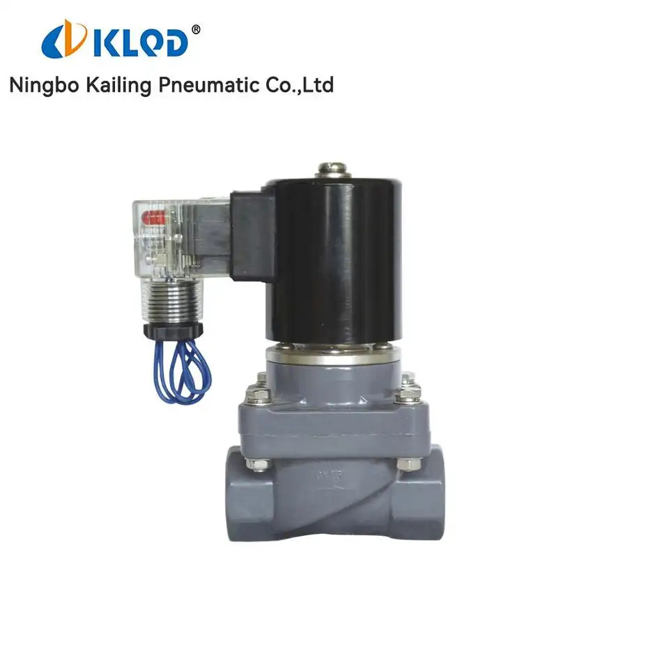 UPVC 정상 내알리성 솔레노이드 밸브 3/4 인치 AC220 V 110V/DC24V 12V