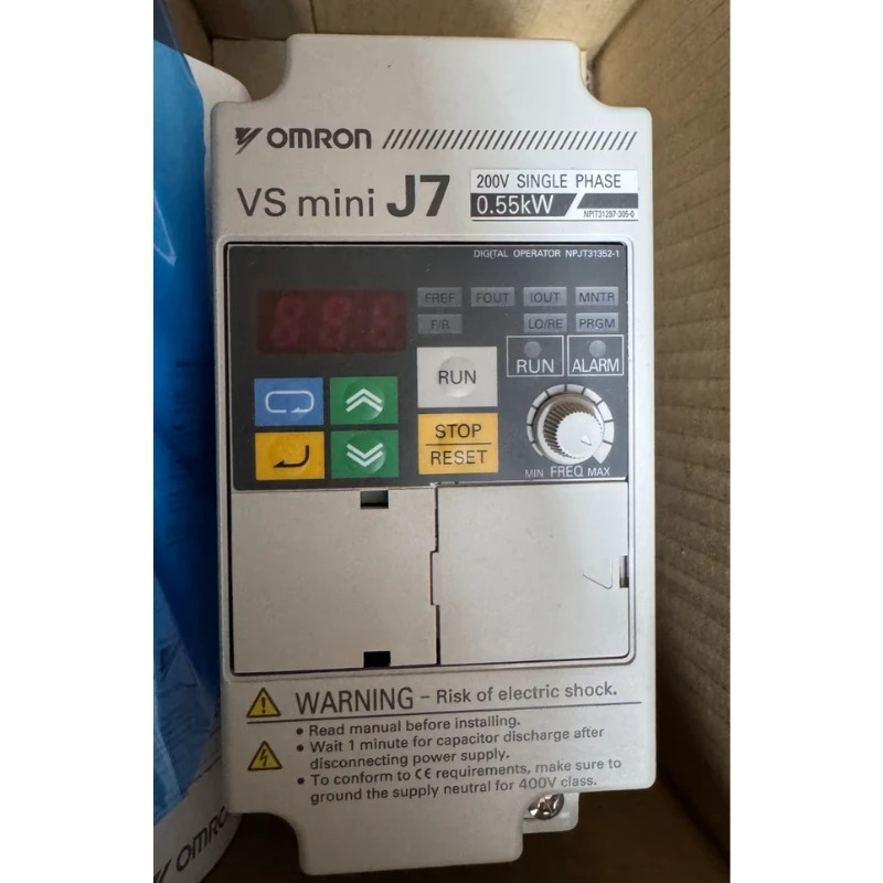 새 Yaskawa CIMR-J7AZB0P4 인버터