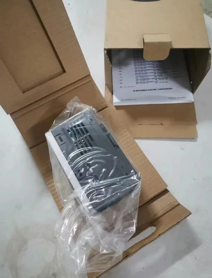 FR-E720-0.1K 인버터 신