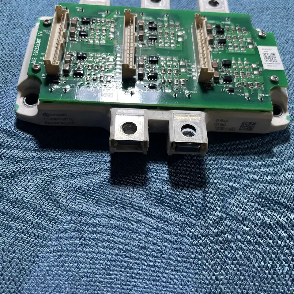 ZGAD-561/FS200R12PT4 ABB 인버터 IGBT 모듈 트리거 보드 3AUA0000081790