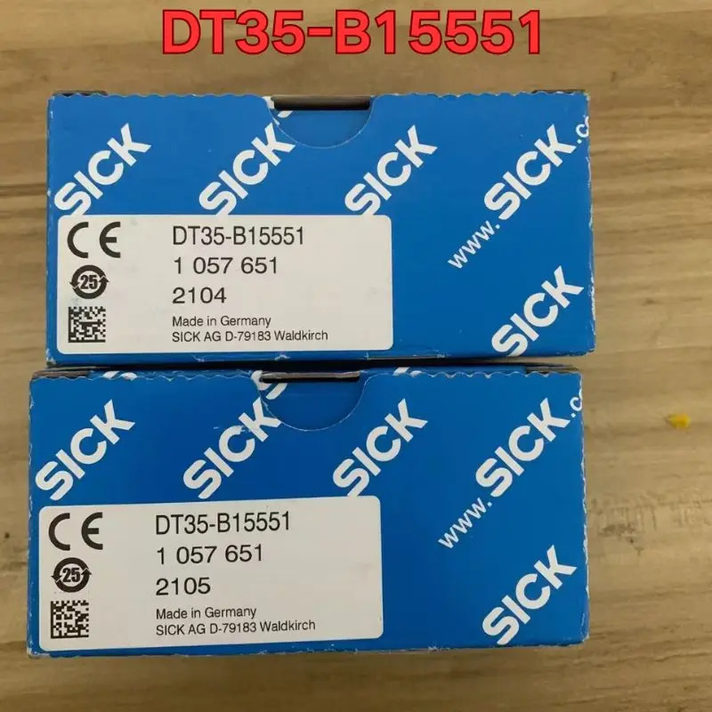 DT35-B15551 레이저 센서 신