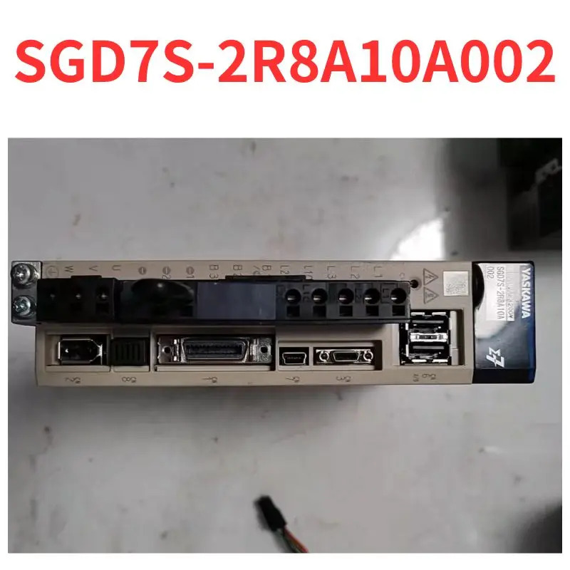 리퍼 SGD7S-2R8A10A002 서보 드라이버 완료