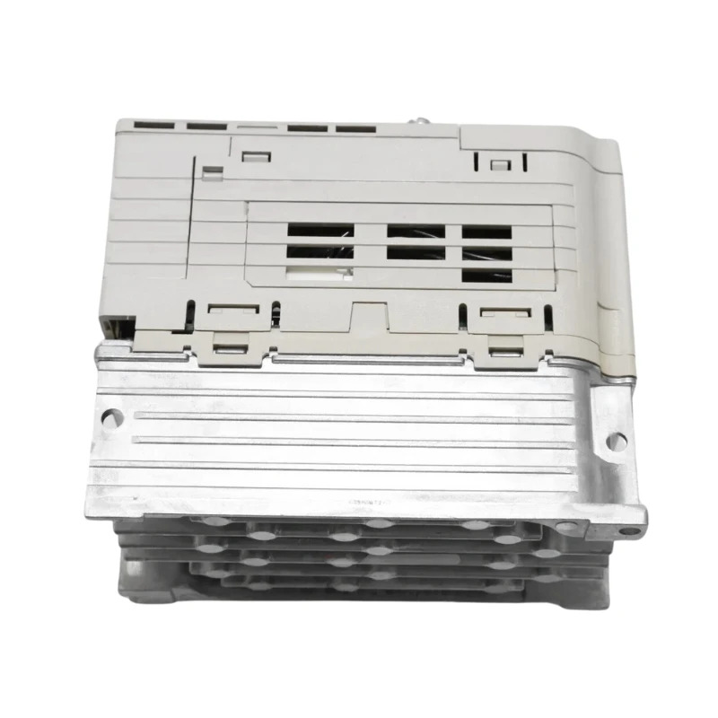 새 Yaskawa CIMR-VT2A0004BAA 인버터