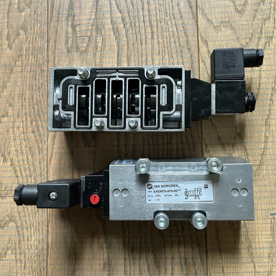 SXE9575-A75-00 비례 밸브 24V