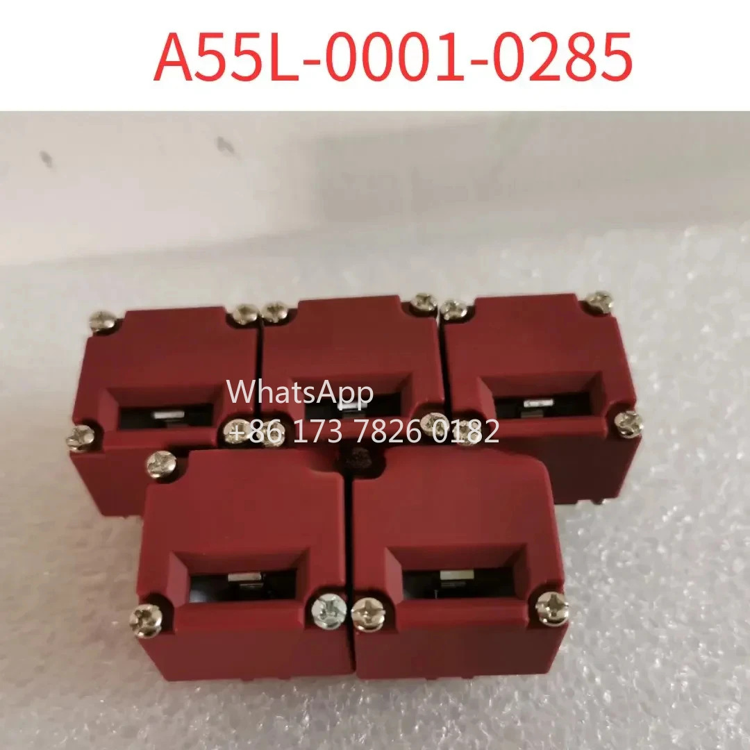 A55L-0001-0285 안전 도어 잠금 장치 D4NL-1DFA-BS-F NL1DFABS-RM