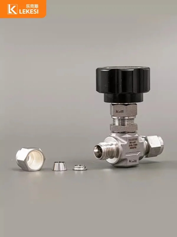 바늘형 조절 밸브 부식 방지 글로브 스테인리스 스틸 316L 카드 슬리브 6000PSI