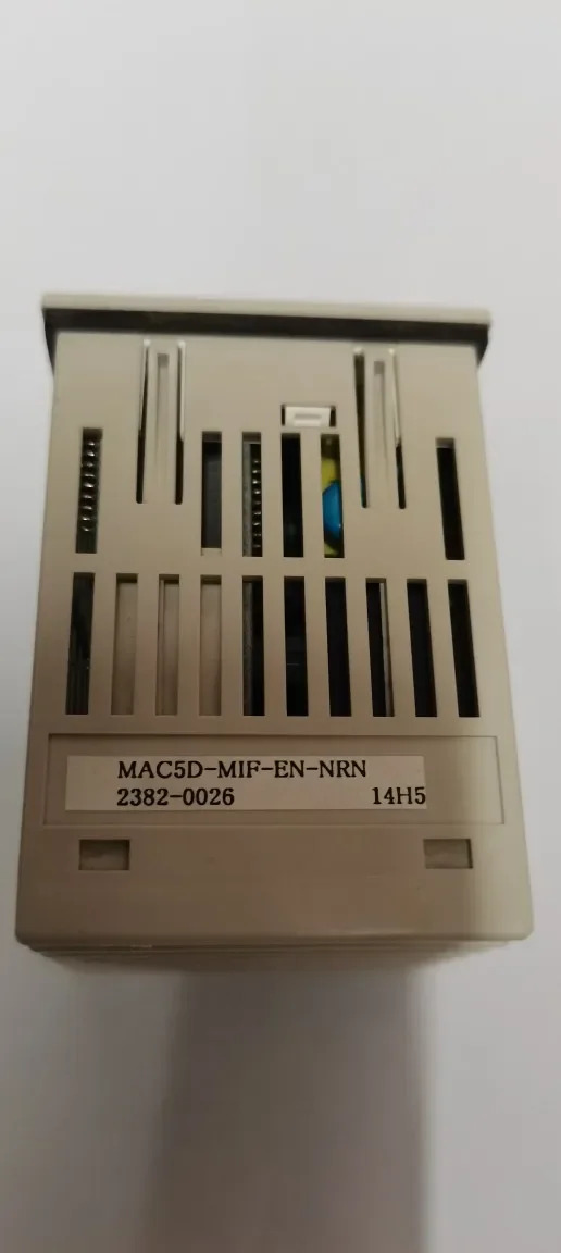 MAC5D-MIF-EN-NRN 오리지널 전기 온도 조절기 통신 MAC5D-MIF-EN