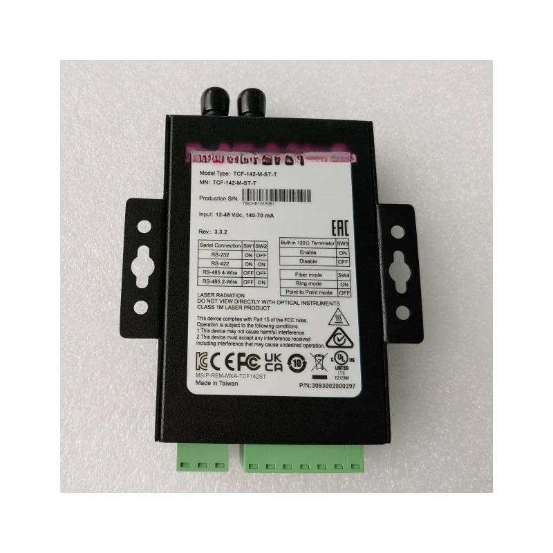 MOXA TCF-142-M-ST-T RS-232/422/485-멀티 모드 광섬유 미디어 컨버터