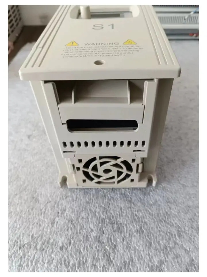 리퍼 VFD022S21D 인버터 완료