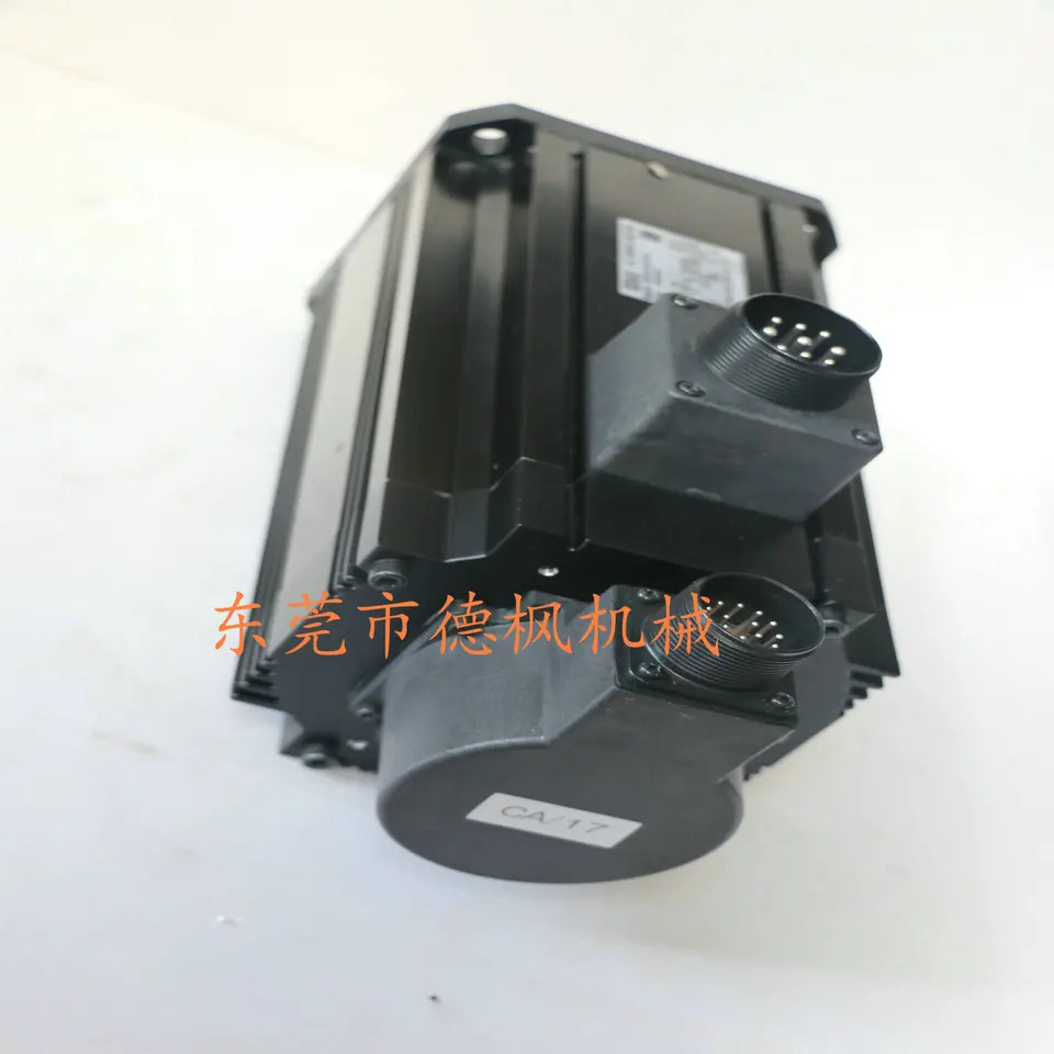 사출 성형 기계 서보모터 MDME452C2HAC 도시바호환