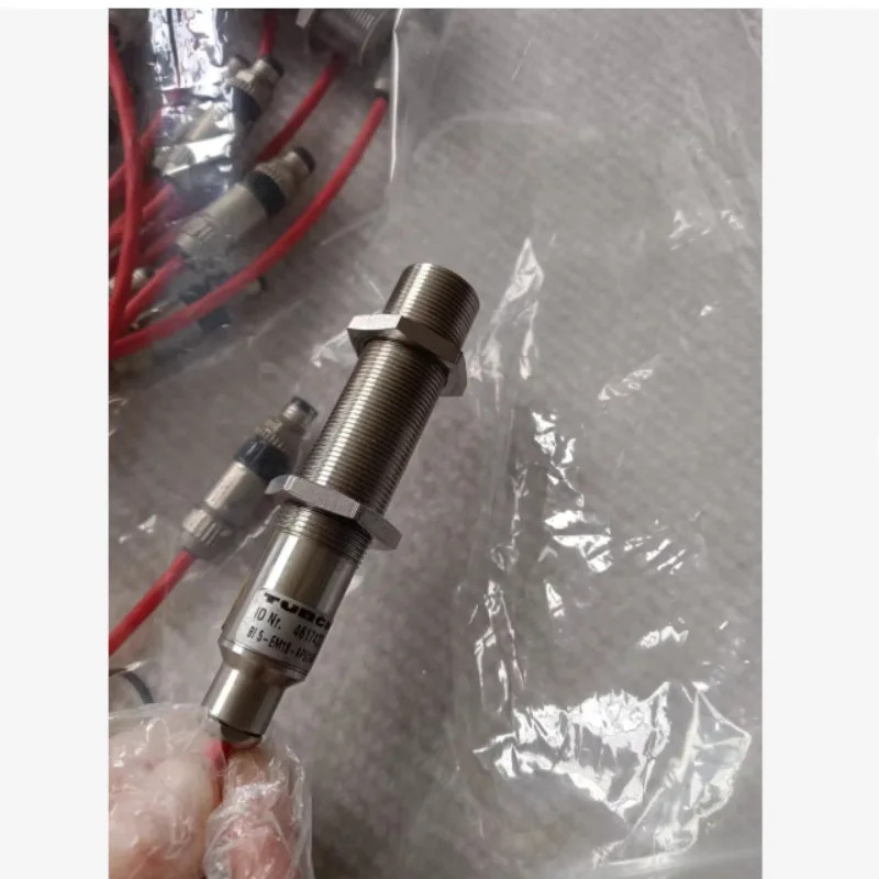 TURCK BI5-EM18-AP6/S907 스위치 유도 센서