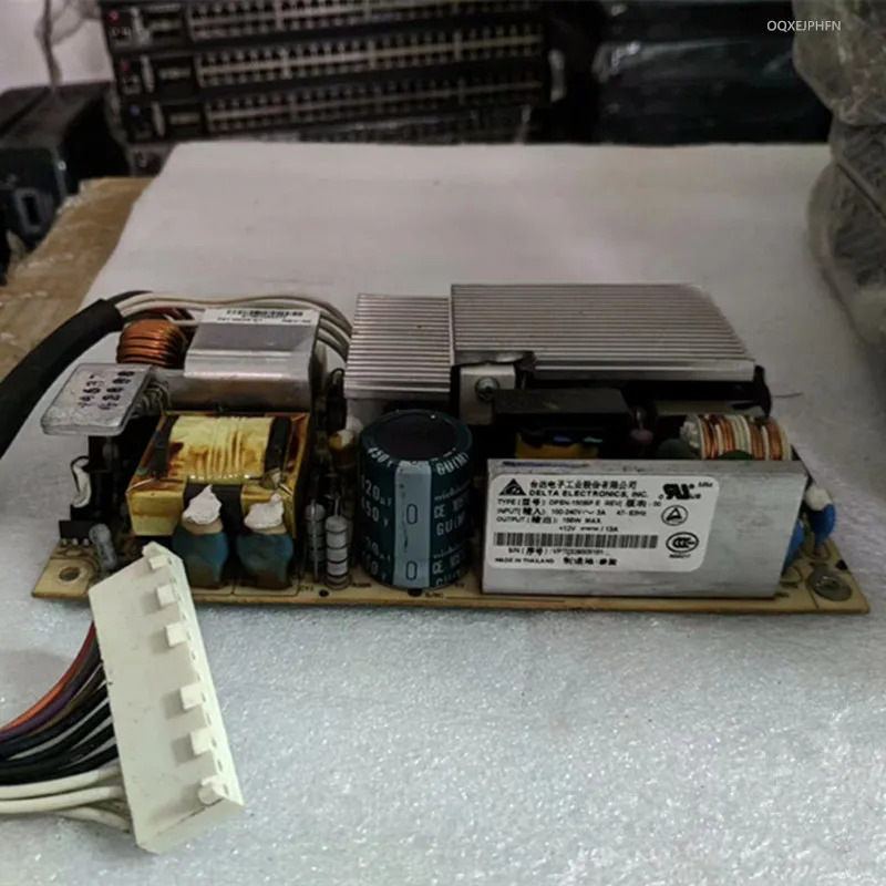 CISCO WS-C3750G-24T-S 12V13A 156W DPN-150BP E 341-0048-01 341-0048-03전원공급장치 리퍼 새 처럼 작동