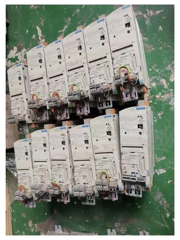 리퍼 E82EV751-4C200 인버터 완료