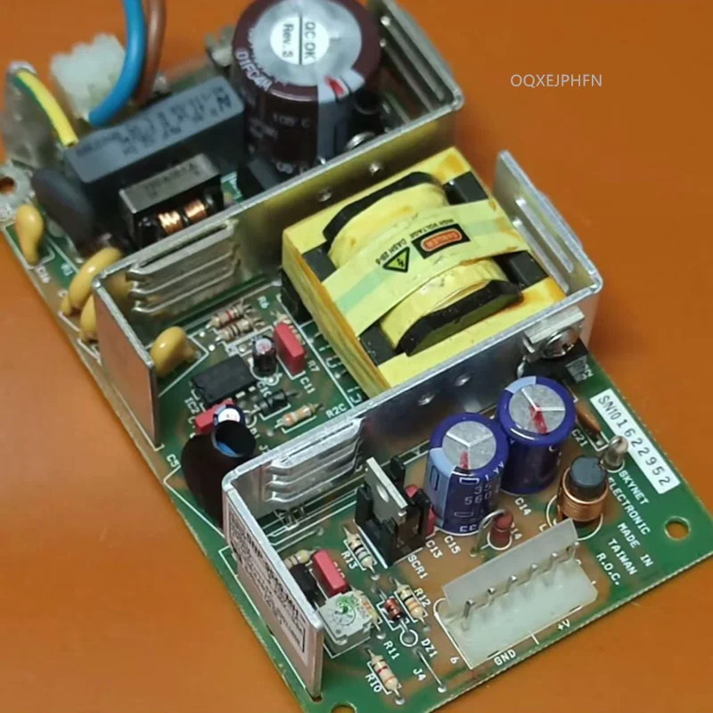 SKYNET오리지널 전원공급장치 거신 26.5V1.5A SNP-9549-MH 새 것처럼 작동