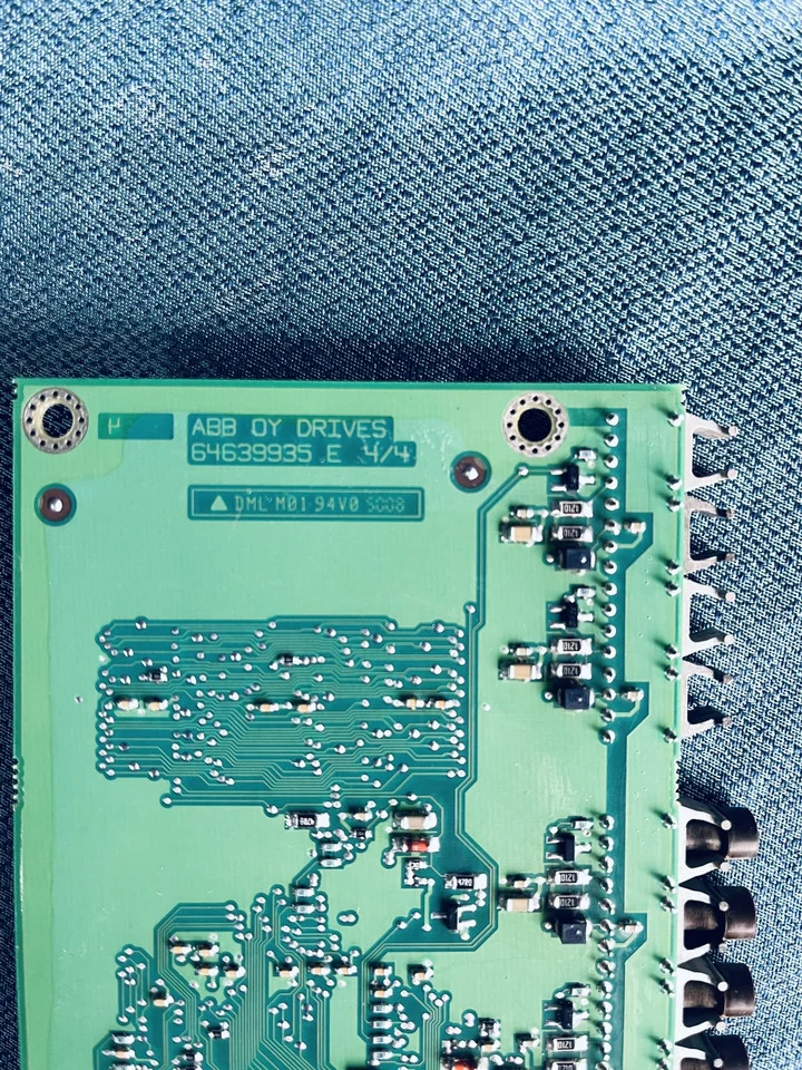 APBU-44C APBU-44CE ABB 주파수 변환기 섬유 분배 유닛
