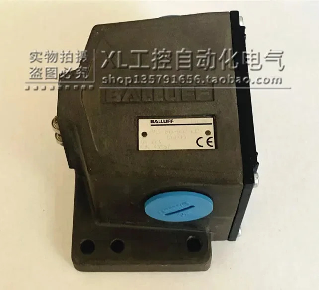 오리지널 독일 BALLUFF 조합 스위치 모델 819-D02-L12-100-10