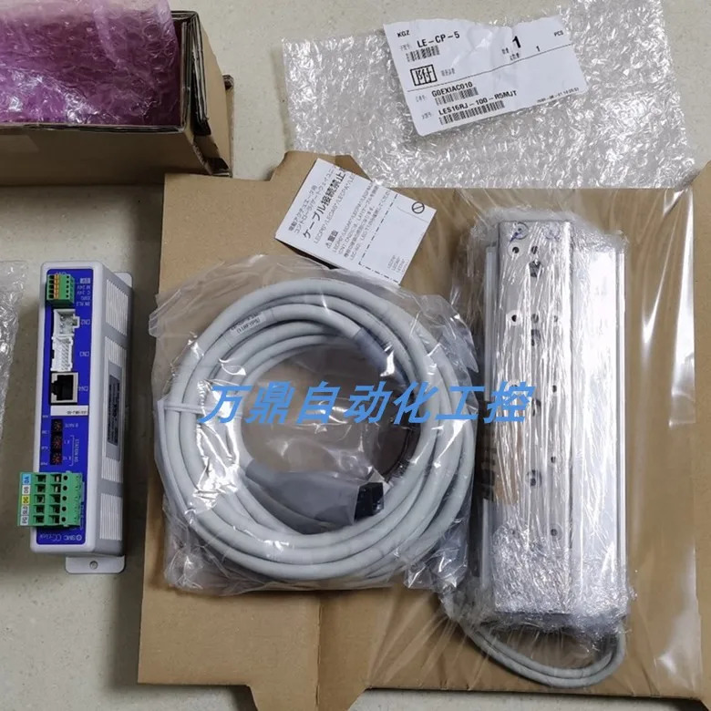 SMC 슬라이딩 실린더 13-MxQ6-30 13-MxQ12L-20 13-MxQ20-20 포장
