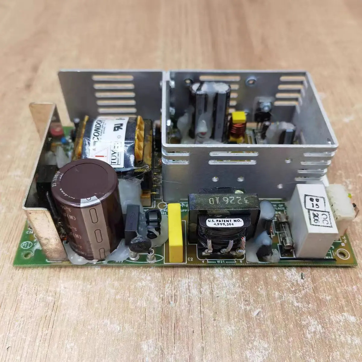 CONDOR 15V5.3A 80W 전원공급장치 GPM80-15거새 원본 PSU 새 처럼 작동