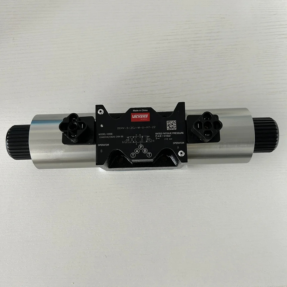 DG4V-5-2CJ-M-U-H7-22 전자기 반전 유압 밸브 DN10 직경 120L 유량 315BAR 압력