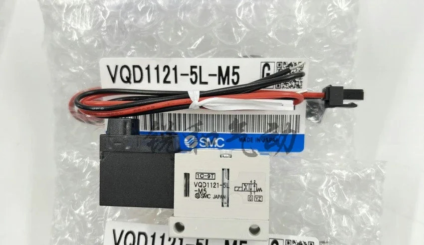 오리지널 솔레노이드 밸브 VQD1212 VQD1151W V U-5L 5LO 5MO 5MO-M5-Q