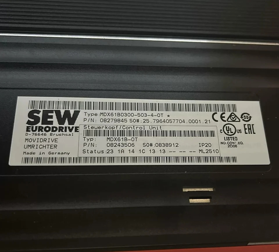 SEW 주파수 변환기 MDX61B0300-503-4-0T/00 30KW