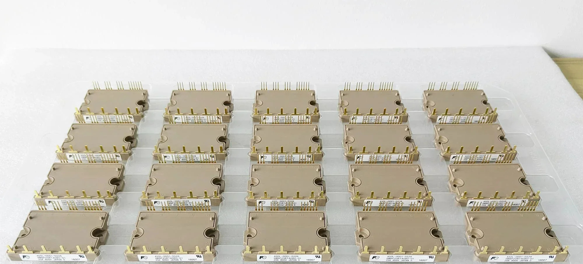 6MBP30RTB060-50 6MBP20RTA060-01 A50L-0001-0326
