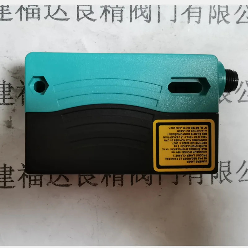 P  F Pepperl Fuchs 거리 측정 센서 VDM28-8-L-IO/73C/110/122